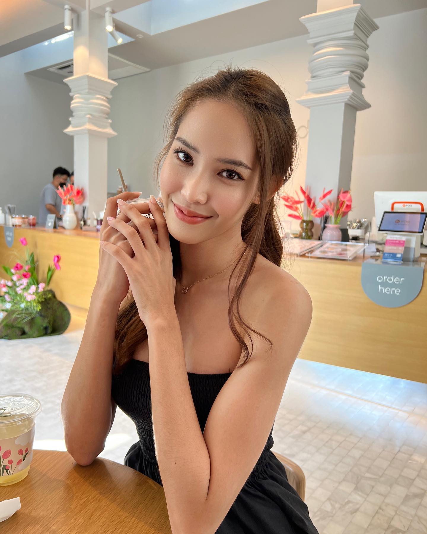 วาร์ป ใบหม่อน กิตติยา พร้อมแคปชั่นหวาน ๆ รักเธอนะ ของแจ็ค แฟนฉัน 12