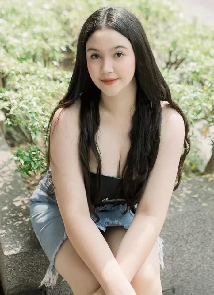 เปิดวาร์ป เน็ตไอดอล สาวลูกครึ่ง น้องมายด์ วาเลซิน่า 18+ 10