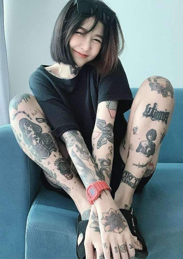 เด็ดมาก น้องเลย์ ภัส นภัสพลอย นางฟ้าวงการสัก ศิลปะบนเรือนร่าง 8