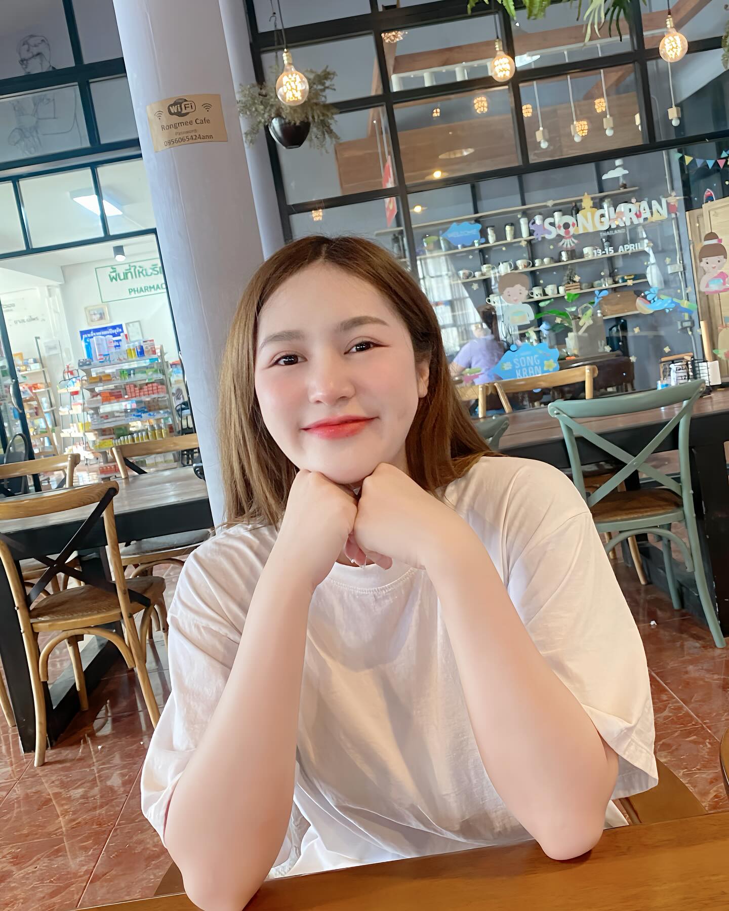 เปิดวาร์ป น้องฟิฟิล์ม หรือ คุณหมอ ปลาวาฬ นางเอกสาว ในเรื่องไทบ้านเดอะซีรีย์ 9