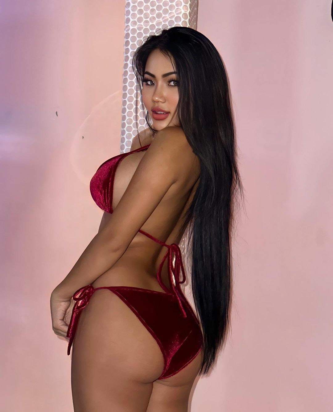 Praew asian สาวสวย สุดเซ็กซี่ หุ่นสุดเอ็กซ์ ไฟหน้ากลมโต ดาวเด่น onlyfans 18+ 35